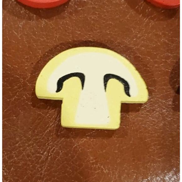 .75-1 Inch Wooden Pretend Play Pizza Topping Replacement Pieces Toys - Picture 7 of 12